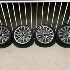 Mersedes diska pakrişka