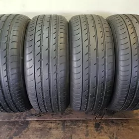 225 55 17 TOYO TEKER BMW