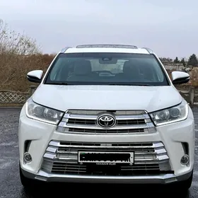 Toyota Highlander 2018