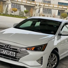 Hyundai Elantra 2020
