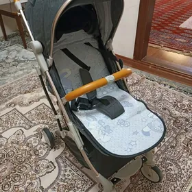 коляска в отличном состоянии