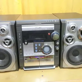 Музыкальный центр samsung.