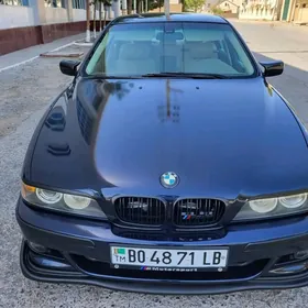 BMW E39 2001