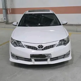 Toyota Camry 2012