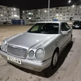 Mercedes-Benz 230E 1996