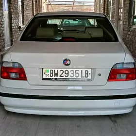 BMW E39 2002