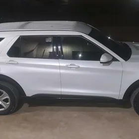 Ford Explorer 2020