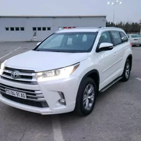 Toyota Highlander 2016