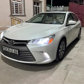 Toyota Camry 2016