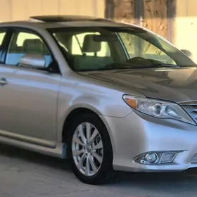 Toyota Avalon 2011