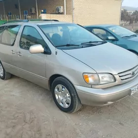 Toyota Sienna 2000