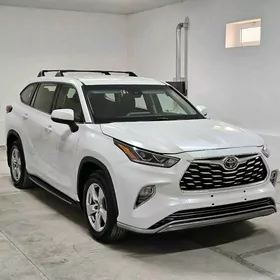 Toyota Highlander 2020