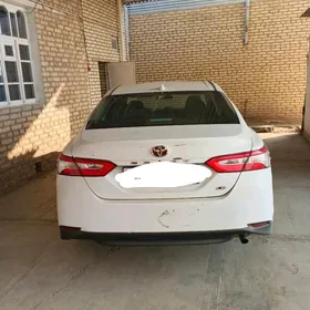 Toyota Camry 2020