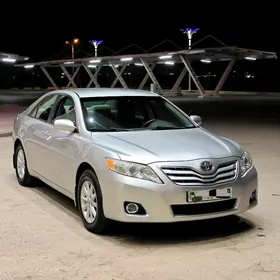 Toyota Camry 2010