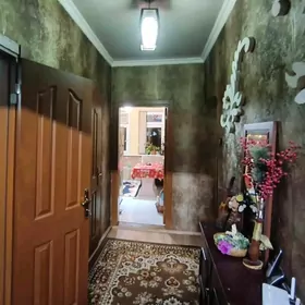 Мир 7/2.  3 комнаты