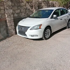Nissan Sentra 2013