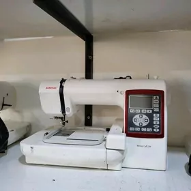 Janome 230 gyzyl