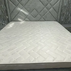 spalny mebel garnatur