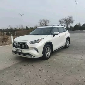 Toyota Highlander 2020