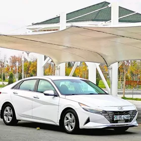 Hyundai Elantra 2021