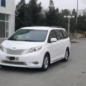 Toyota Sienna 2017