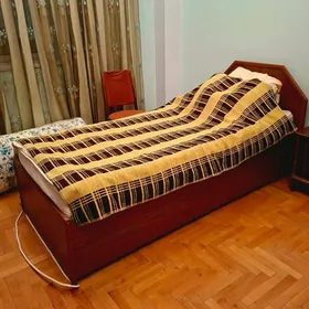 кровать односпальеая