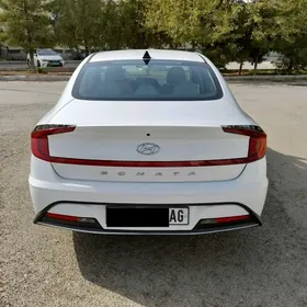 Hyundai Sonata 2021