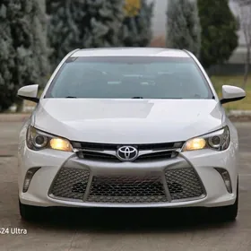 Toyota Camry 2016