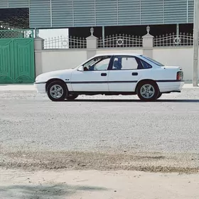 Opel Vectra 1989