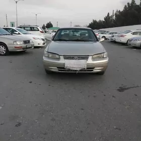 Toyota Camry 1998