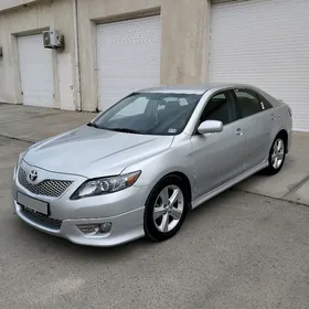 Toyota Camry 2010