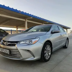 Toyota Camry 2016