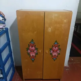 Детский шкаф