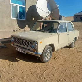Lada 2104 1980