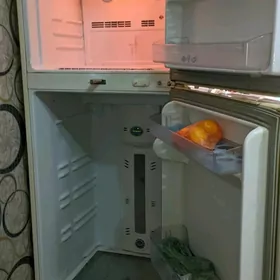 Холодильник LG двухкамерный