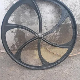 Mersedes diska 26 lik