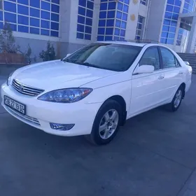 Toyota Camry 2004