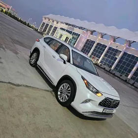 Toyota Highlander 2020