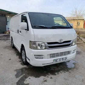 Toyota Hiace 2009