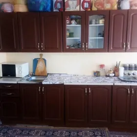 кухини гарнитур