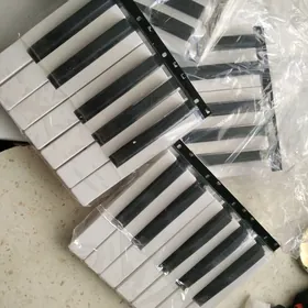 Korg klaviş Рам 256,мп3 плата