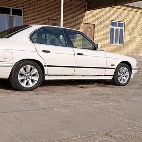 BMW 535 1990