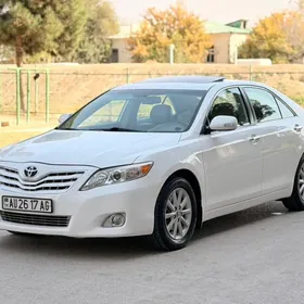 Toyota Camry 2011