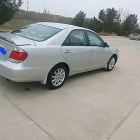 Toyota Camry 2005