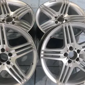 mersedes 19 lyk usky şroky