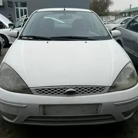 Ford Focus 2000