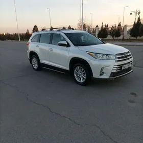 Toyota Highlander 2019