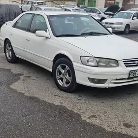 Toyota Camry 1998