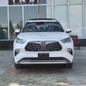 Toyota Highlander 2020