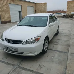 Toyota Camry 2004